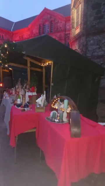 Landfreude auf dem Markt in Bühlau, 7. Dezember 2024