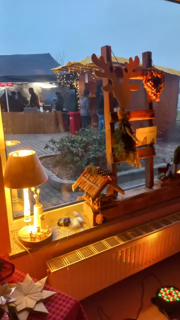 Landfreude auf dem Markt in Demitz-Thumitz, 14. Dezember 2024