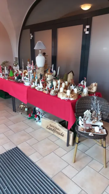 Landfreude auf dem Markt in Neukirch, 30. November 2025